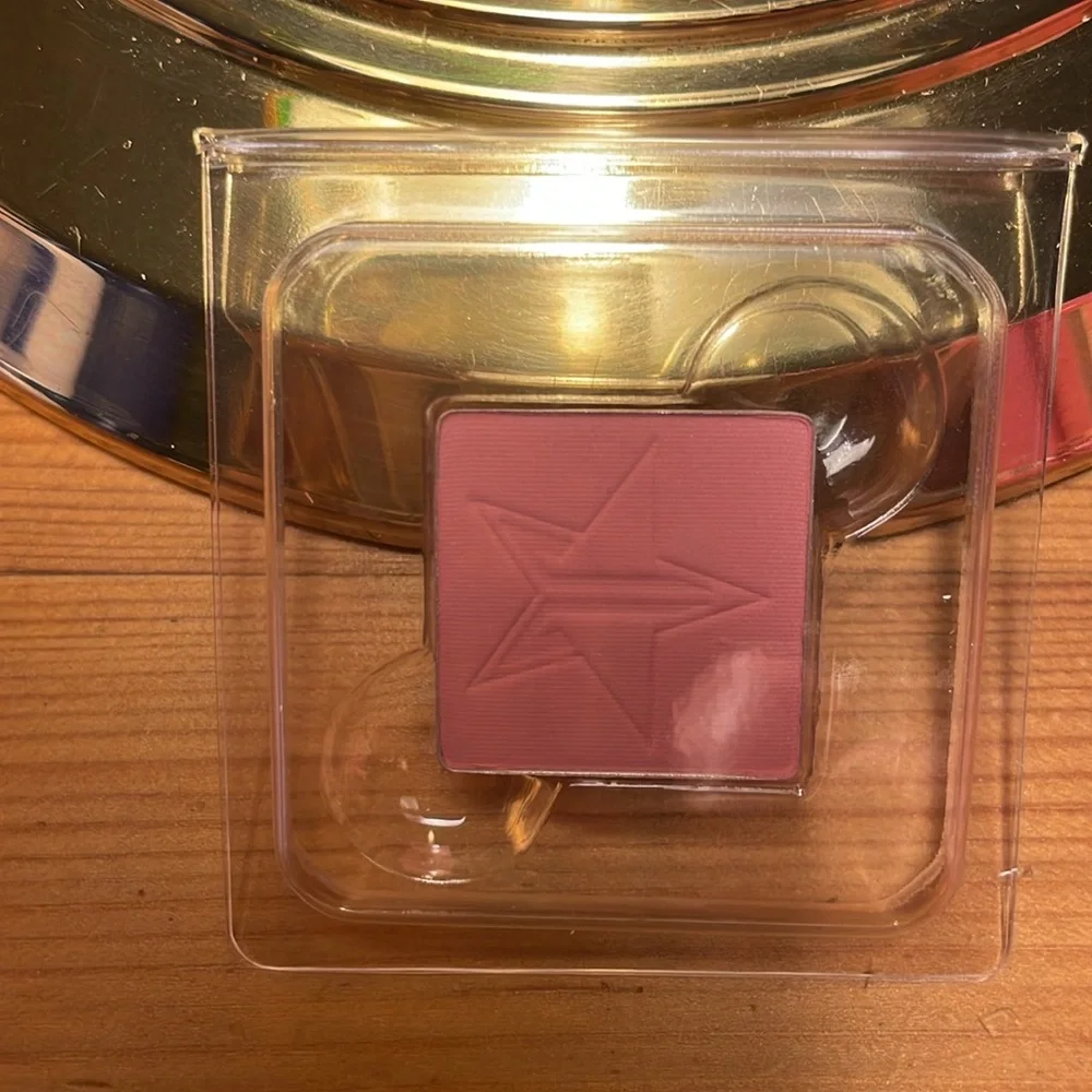 Eyeshadow Artistry Single by JEFFREE STAR in Mohawk NWT